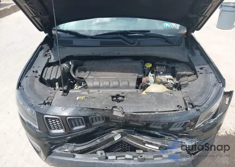 2018 Jeep Compass Trailhawk 4X4 from USA, damaged, VIN 3C4NJDDB1JT451464